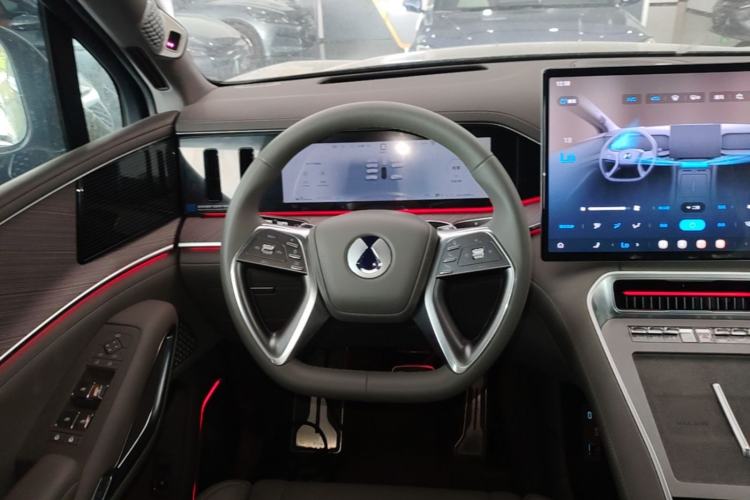 Used Denza N9 2025 Flagship Model Steering Wheel