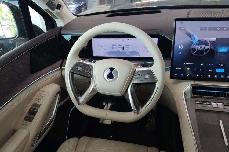 Used Denza N9 2025 Flagship Model Steering Wheel