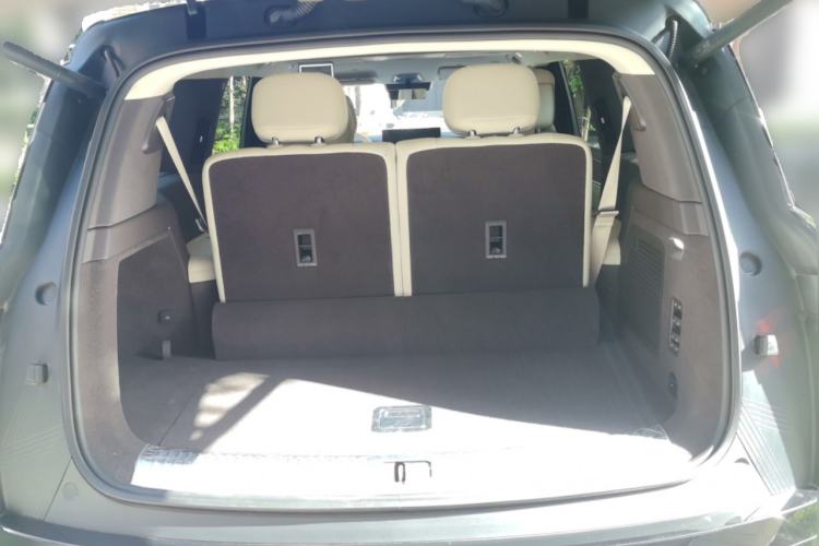 Used Denza N9 2025 Flagship Model Trunk