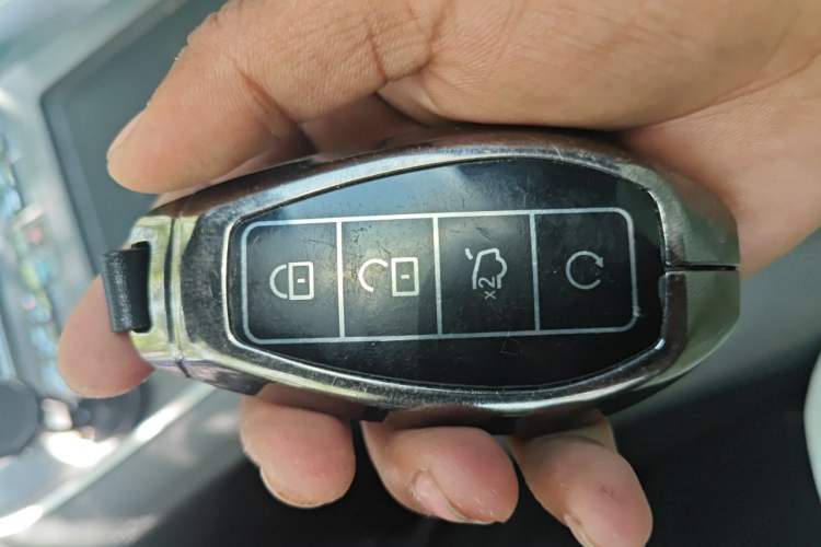 Used Denza N9 2025 Prestige Version Vehicle Key