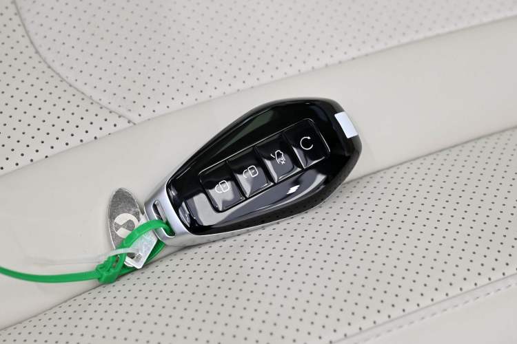 Used Denza N9 2025 Prestige Version Vehicle Key