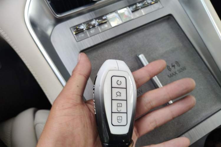 Used Denza N9 2025 Flagship Model Vehicle Key