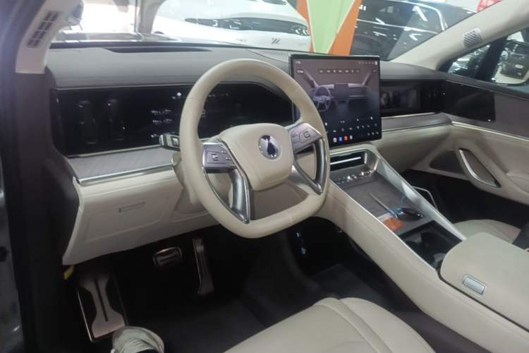 Used Denza N9 2025 Flagship Model Center Console