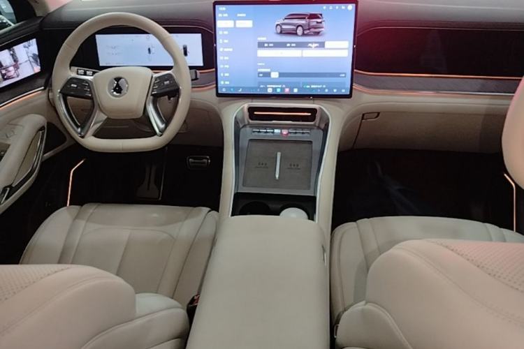 Used Denza N9 2025 Flagship Model Center Console