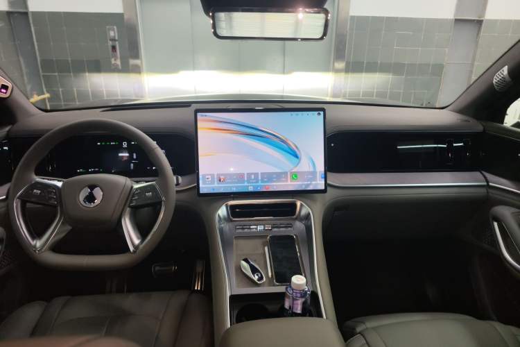 Used Denza N9 2025 Flagship Model Center Console