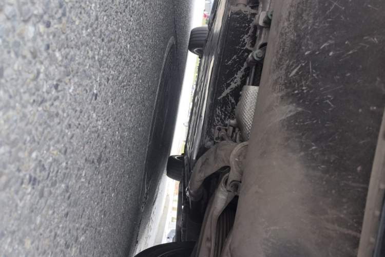 Used Denza N9 2025 Flagship Model Chassis Rear