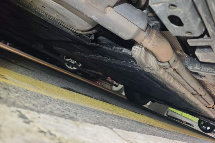 Used Denza N9 2025 Prestige Version Chassis Rear Right