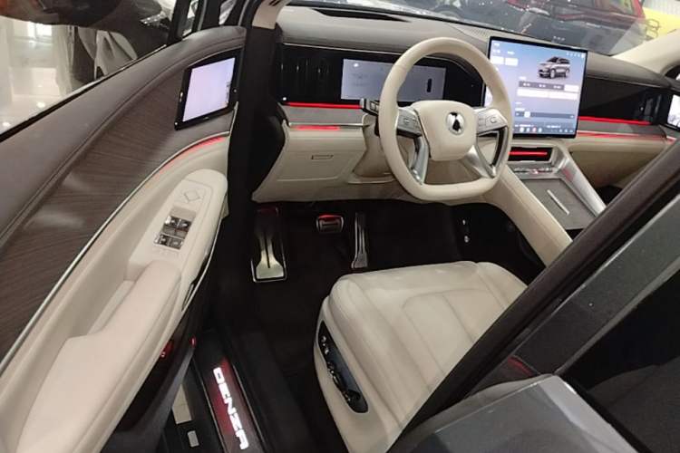 Used Denza N9 2025 Flagship Model Driver Seat