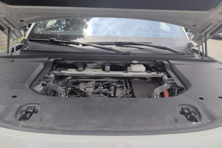 Used Denza N9 2025 Flagship Model Engine Bay