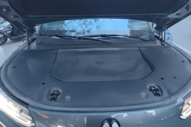 Used Denza N9 2025 Flagship Model Engine Bay