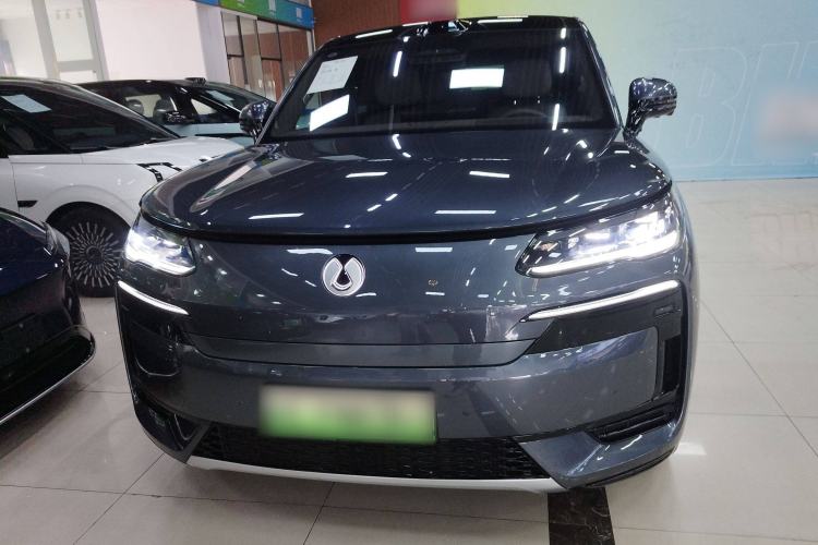 Used Denza N9 2025 Flagship Model Exterior 1