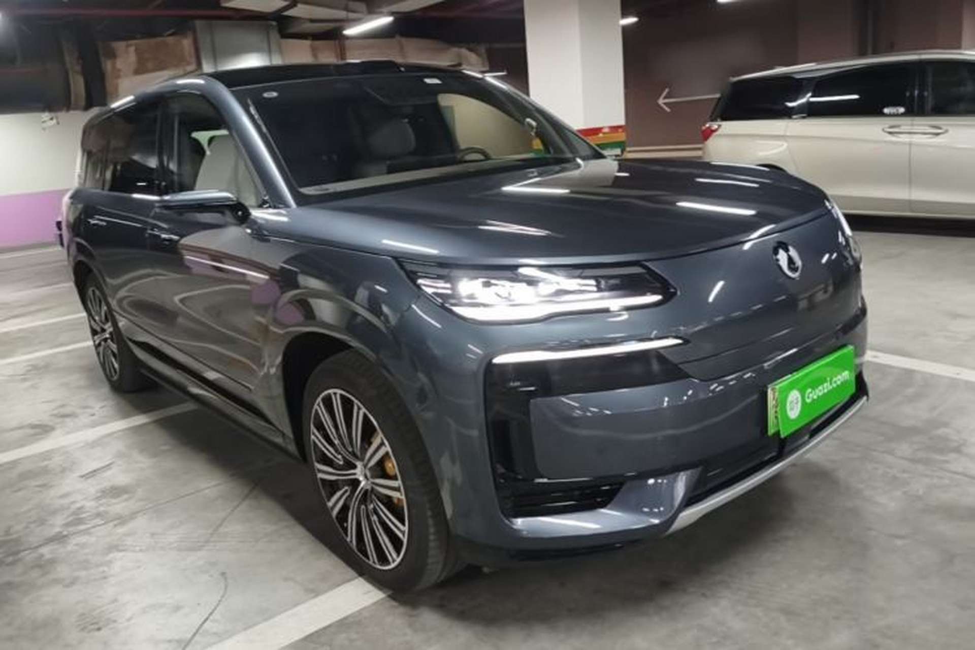 Used Denza N9 2025 Flagship Model Exterior 1