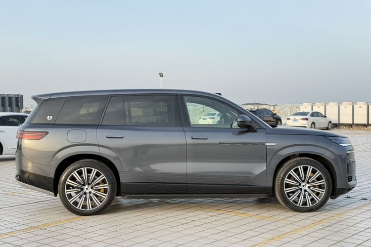 Used Denza N9 2025 Prestige Version Exterior 1