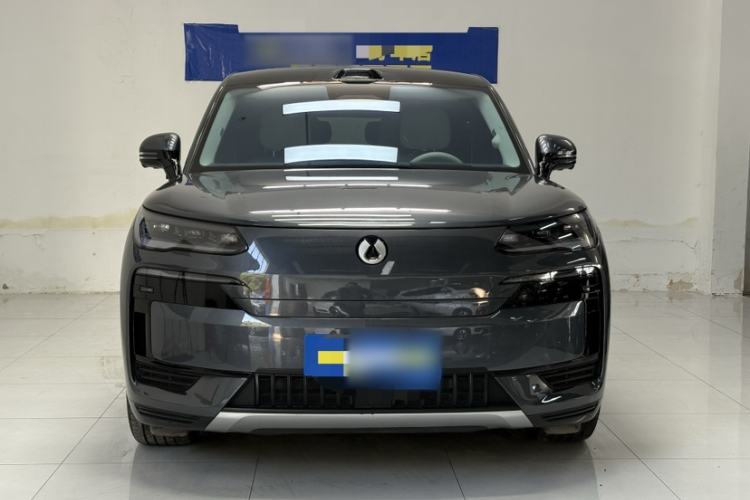 Used Denza N9 2025 Flagship Model Exterior 1