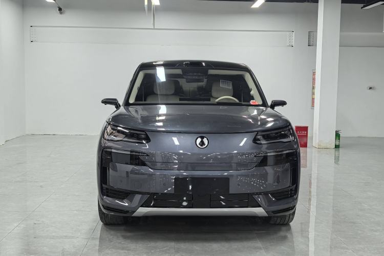 Used Denza N9 2025 Flagship Model Exterior 2