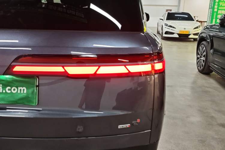 Used Denza N9 2025 Flagship Model Exterior 3