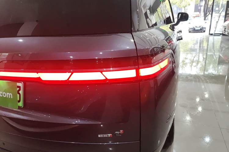 Used Denza N9 2025 Flagship Model Exterior 3