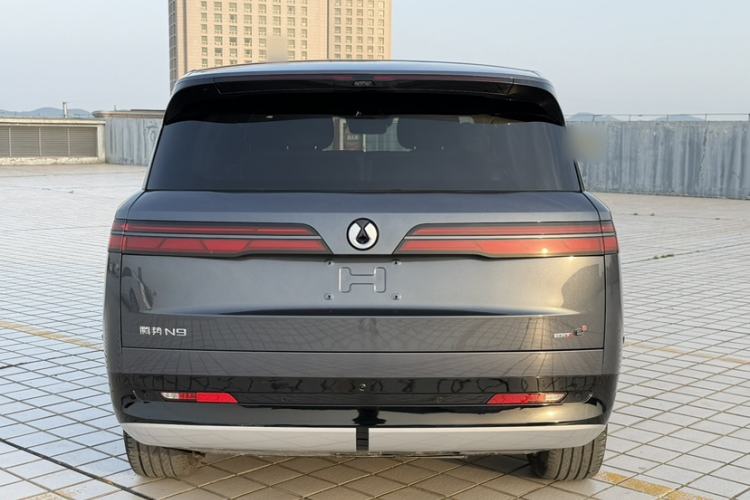 Used Denza N9 2025 Prestige Version Exterior 4