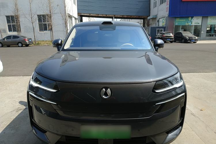 Used Denza N9 2025 Flagship Model Front