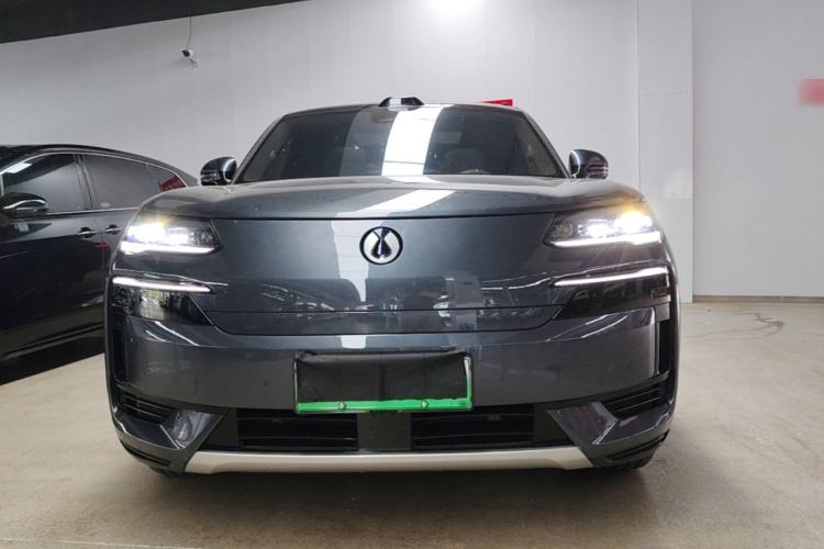 Used Denza N9 2025 Prestige Version Front