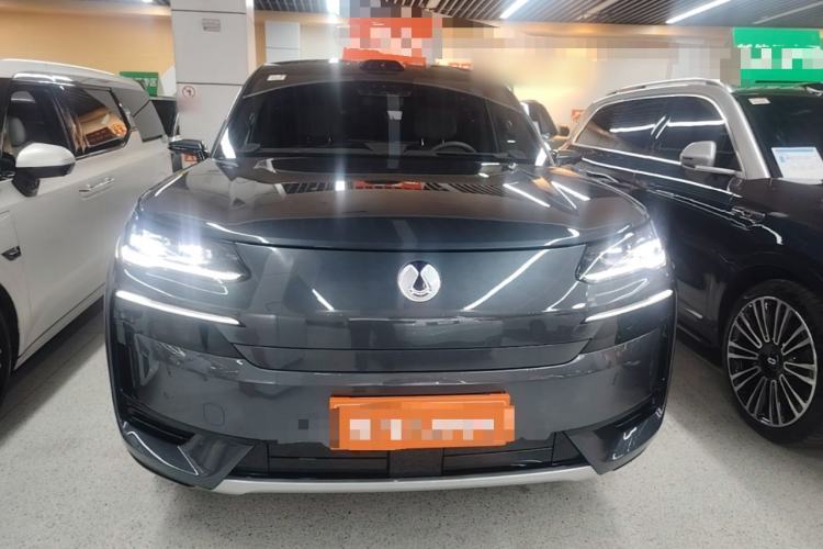 Used Denza N9 2025 Flagship Model Front