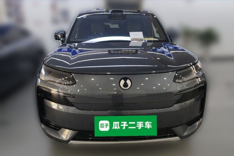 Used Denza N9 2025 Flagship Model Front