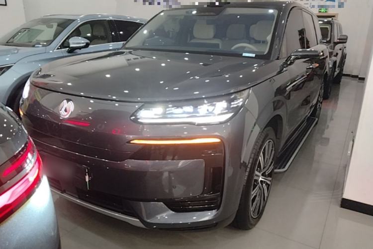 Used Denza N9 2025 Flagship Model Front