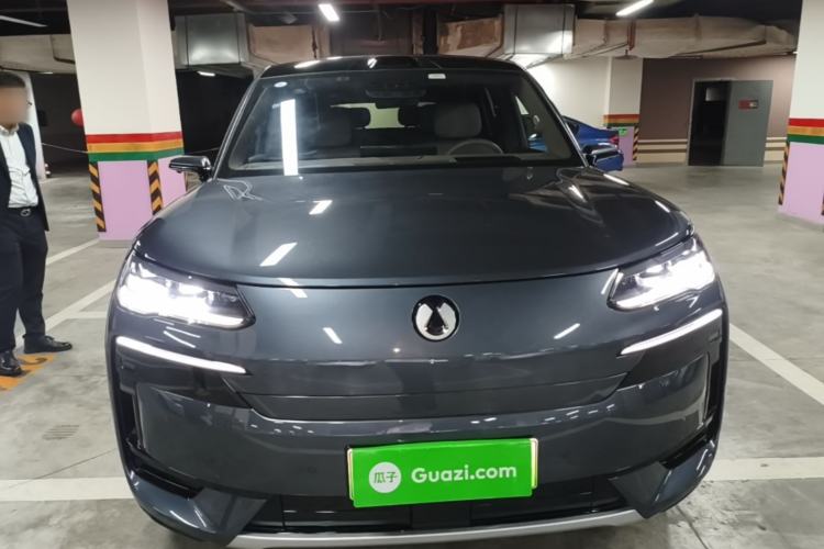 Used Denza N9 2025 Flagship Model Front