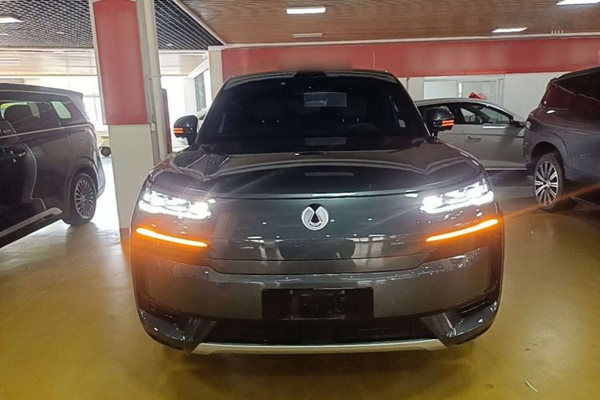 Used Denza N9 2025 Flagship Model Front