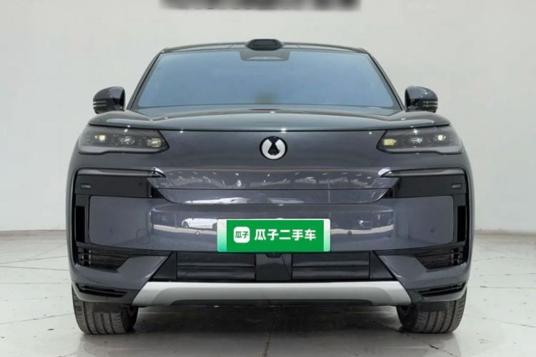 Used Denza N9 2025 Flagship Model Front
