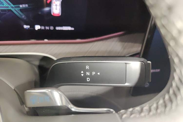 Used Denza N9 2025 Flagship Model Gear Lever