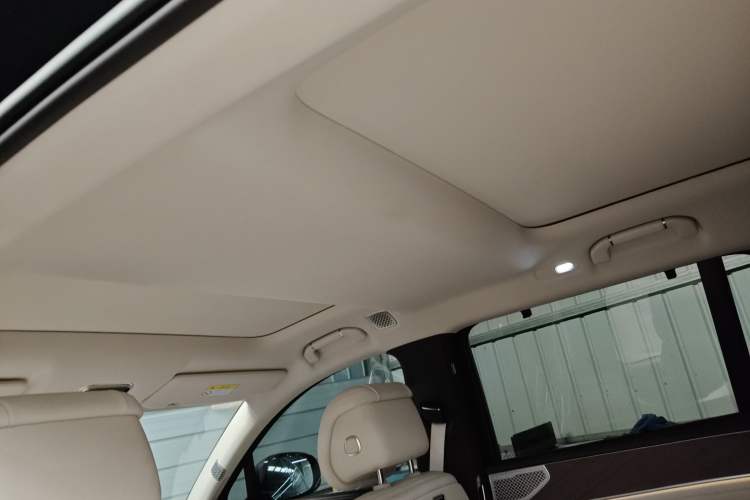 Used Denza N9 2025 Prestige Version Headliner
