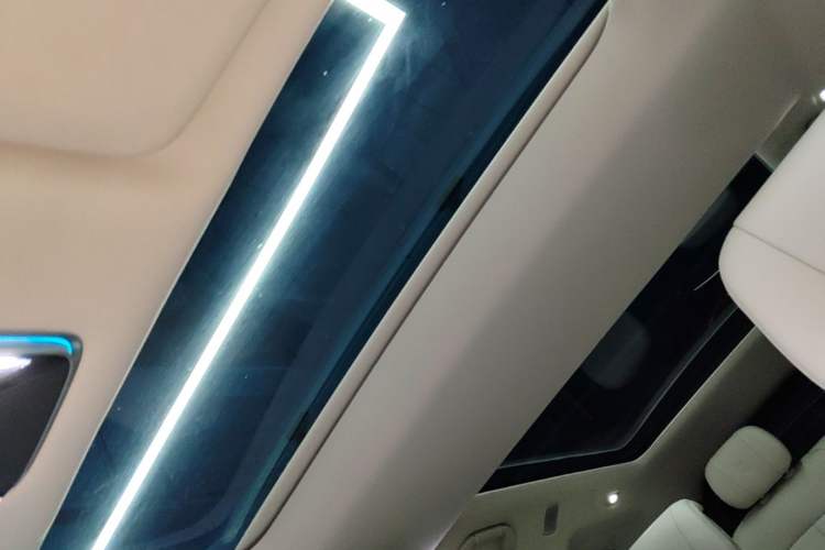 Used Denza N9 2025 Prestige Version Headliner