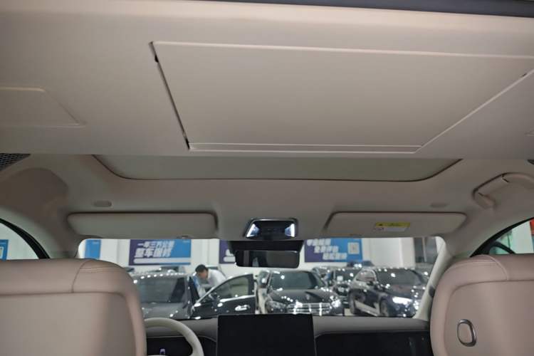 Used Denza N9 2025 Flagship Model Headliner