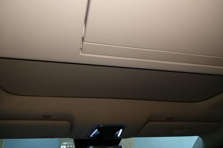 Used Denza N9 2025 Flagship Model Headliner