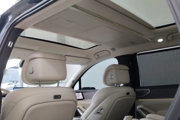 Used Denza N9 2025 Flagship Model Headliner