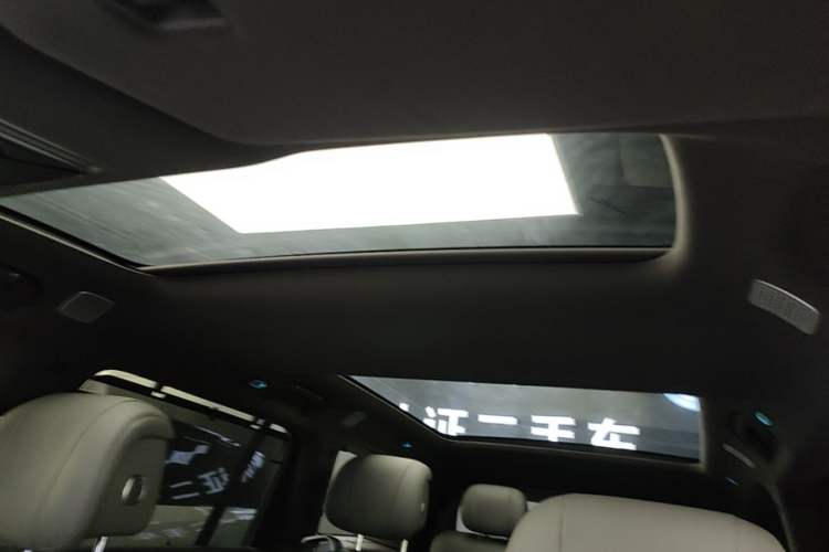 Used Denza N9 2025 Prestige Version Headliner