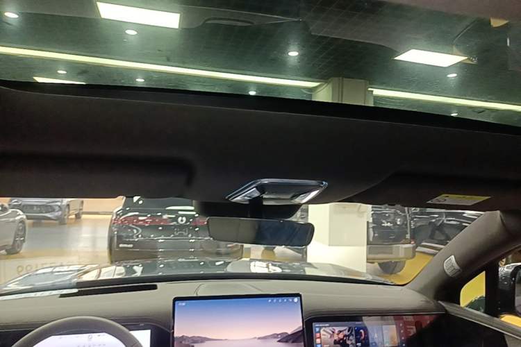 Used Denza N9 2025 Prestige Version Headliner