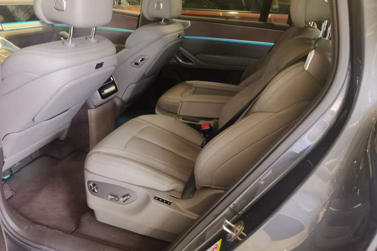 Used Denza N9 2025 Prestige Version Interior 2