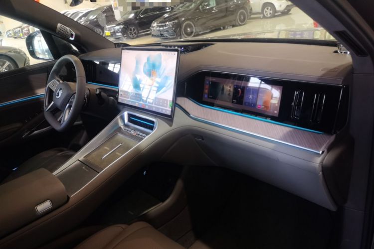 Used Denza N9 2025 Prestige Version Interior 3