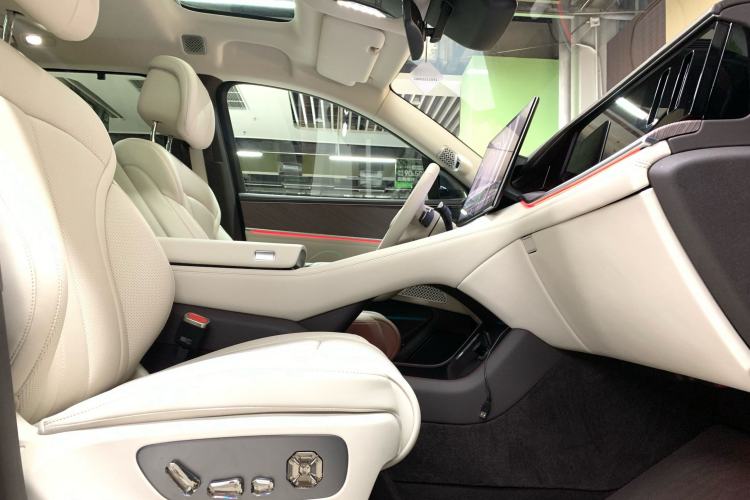 Used Denza N9 2025 Flagship Model Interior 4