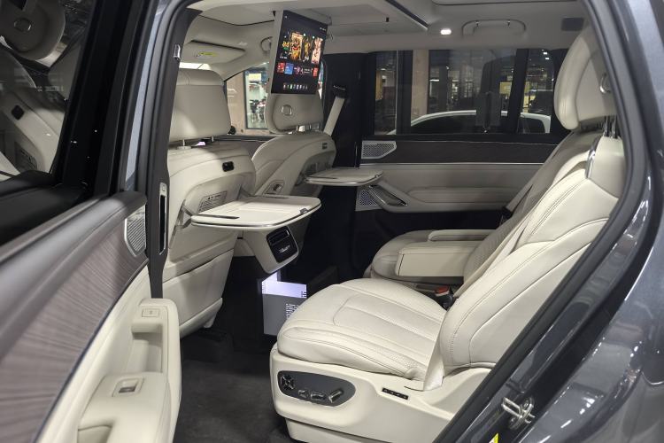 Used Denza N9 2025 Flagship Model Interior 4