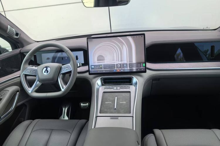 Used Denza N9 2025 Prestige Version Interior 6