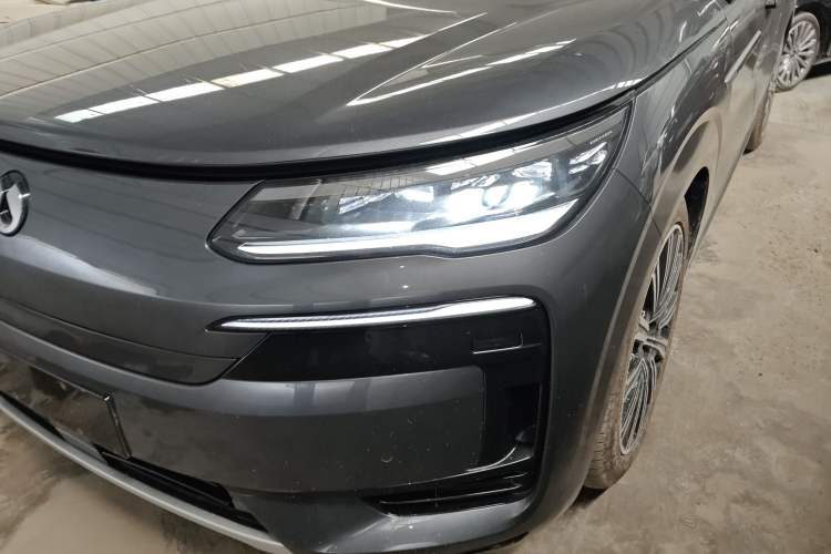 Used Denza N9 2025 Prestige Version Left Front Headlight