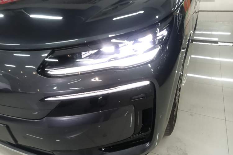 Used Denza N9 2025 Flagship Model Left Front Headlight