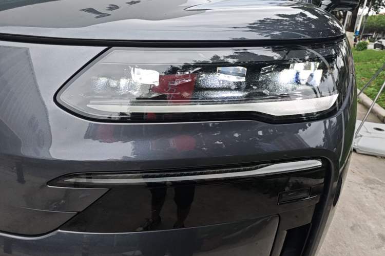 Used Denza N9 2025 Prestige Version Left Front Headlight
