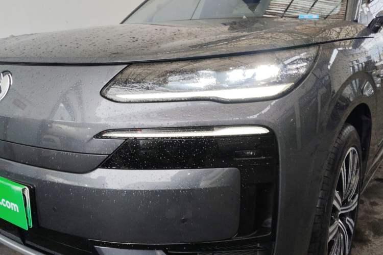 Used Denza N9 2025 Flagship Model Left Front Headlight