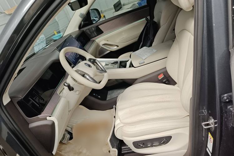 Used Denza N9 2025 Prestige Version Left Front Seat