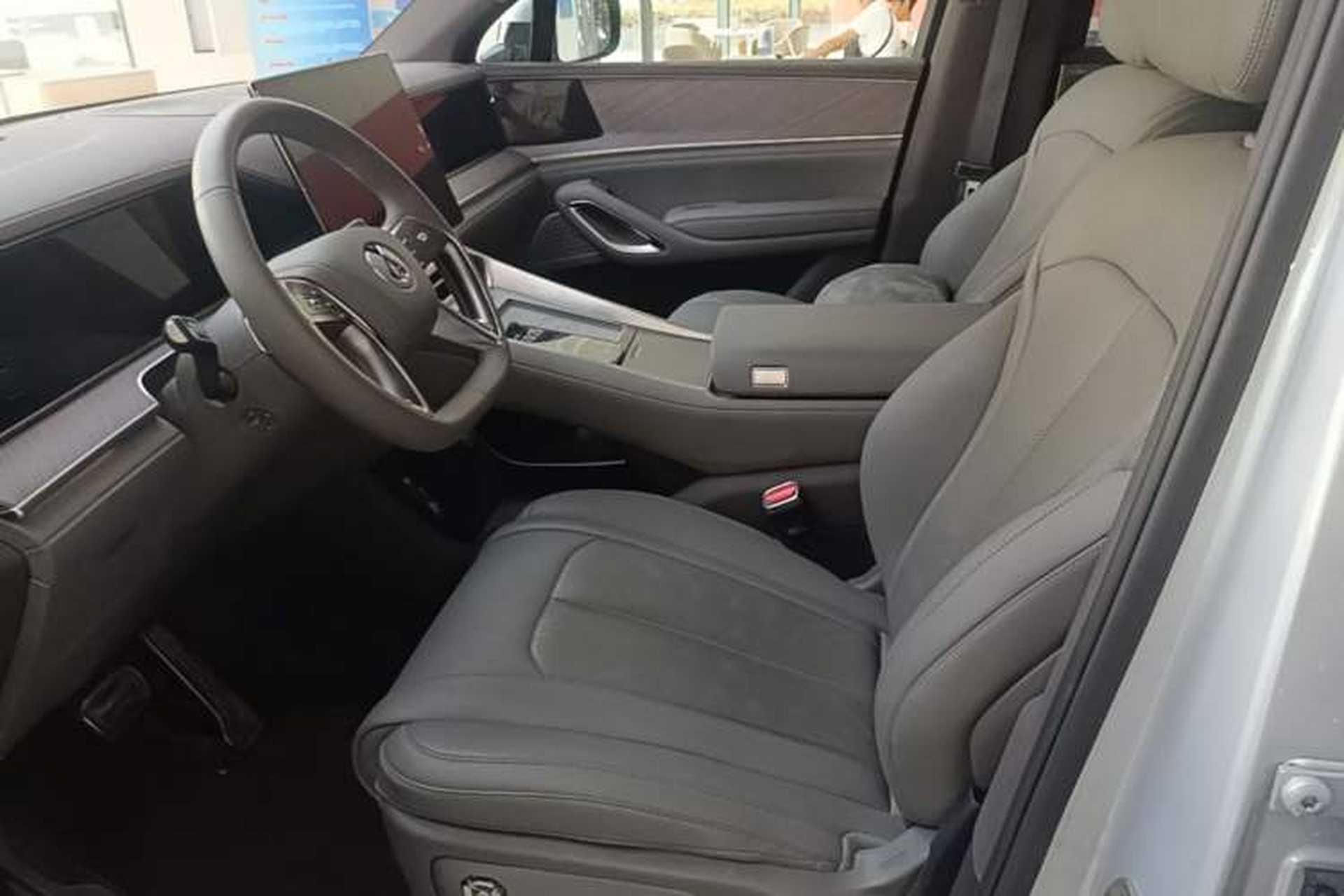 Used Denza N9 2025 Flagship Model Left Front Seat