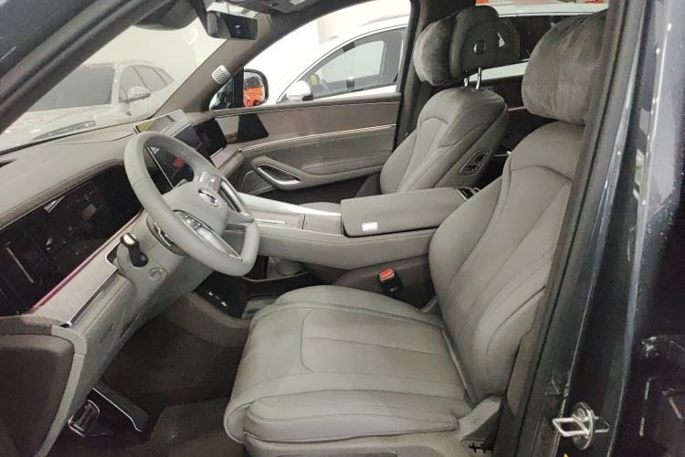 Used Denza N9 2025 Flagship Model Left Front Seat